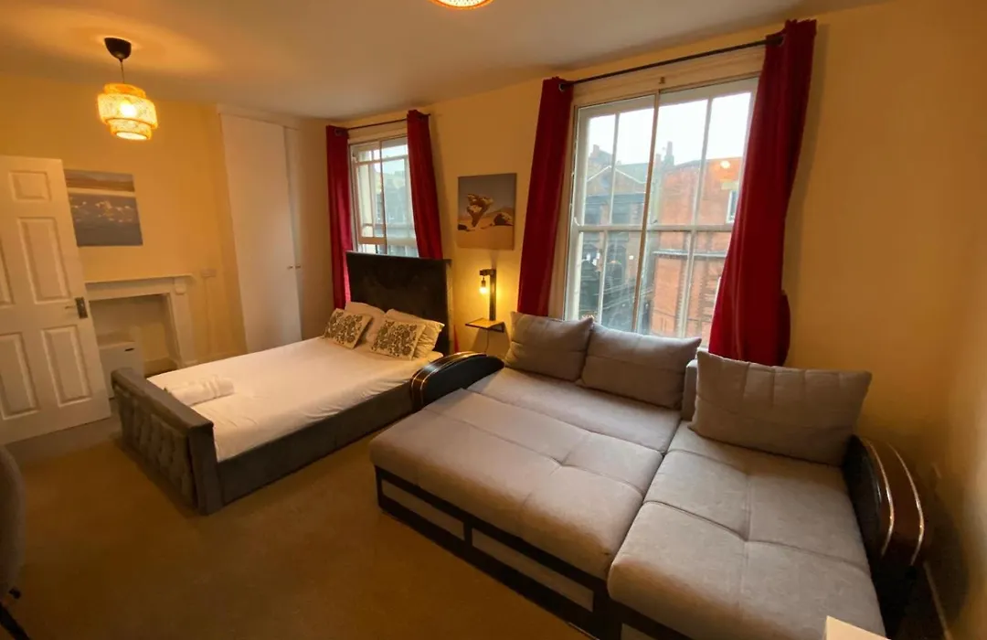 Vauxhall Stay-1
